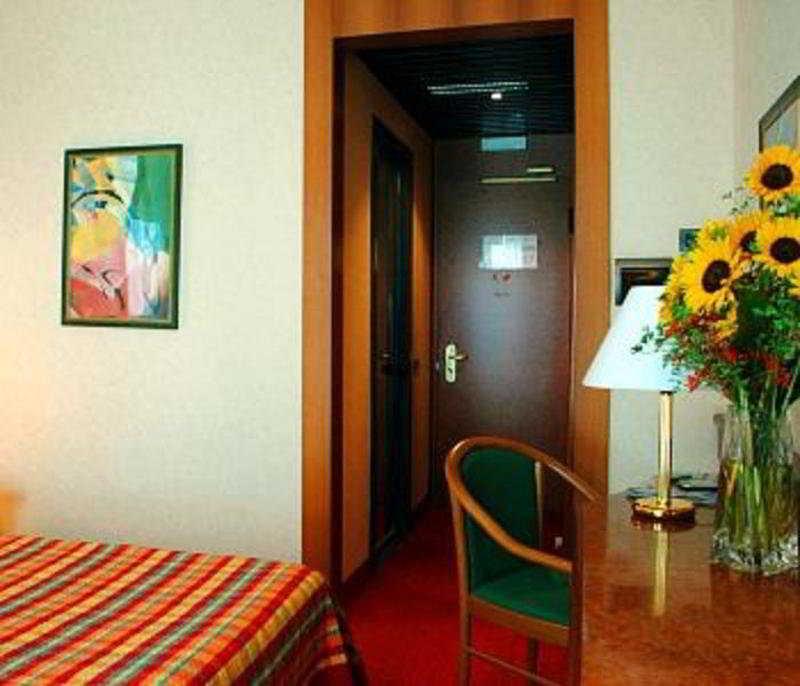 Meditur Hotel Pisa Migliarino Pisano Quarto foto