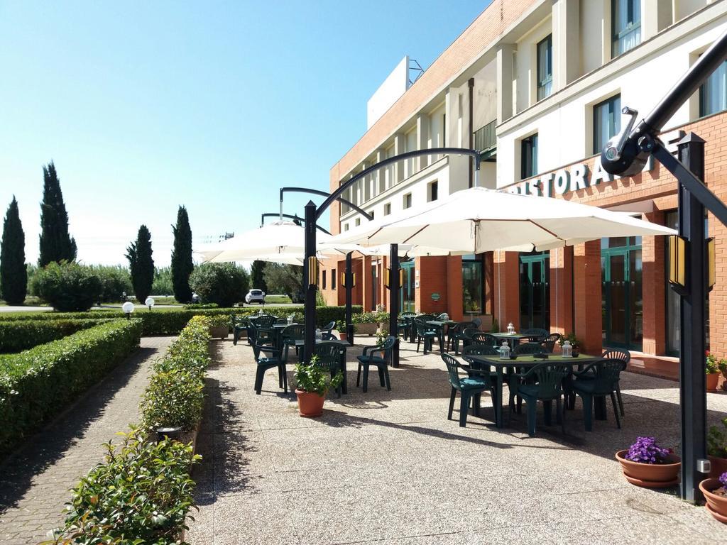Meditur Hotel Pisa Migliarino Pisano Exterior foto