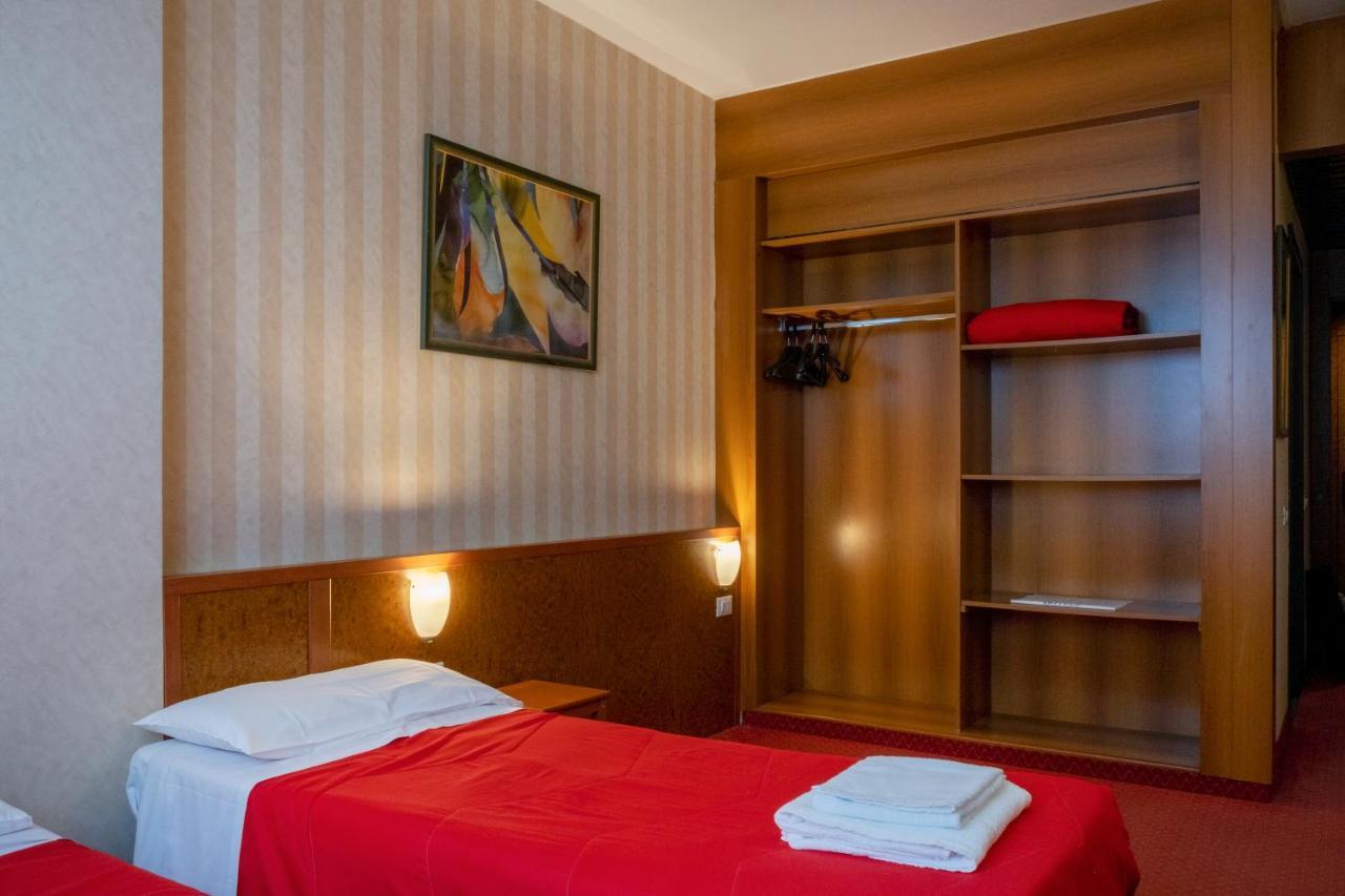 Meditur Hotel Pisa Migliarino Pisano Exterior foto
